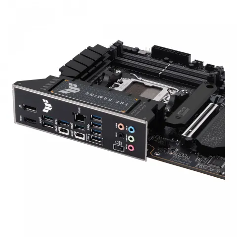 مادربرد ایسوس TUF GAMING X670E-PLUS - تصویر ۲